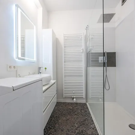 Chopin - Kleurrijk Voor 4 Personen Apartment Ostende