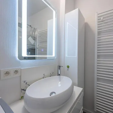 Apartment Chopin - Kleurrijk Voor 4 Personen Ostende